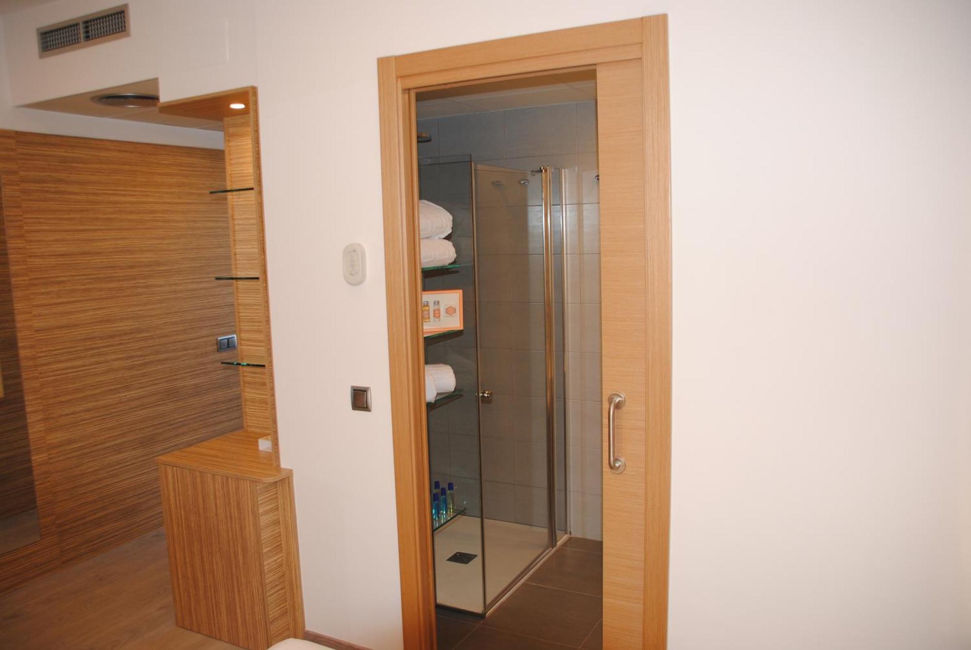 Hotel Victoria Tossa de Mar Habitación foto
